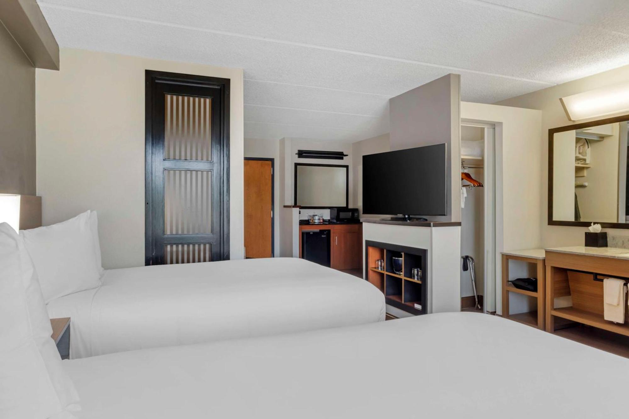 Hyatt Place Houston-north 3*