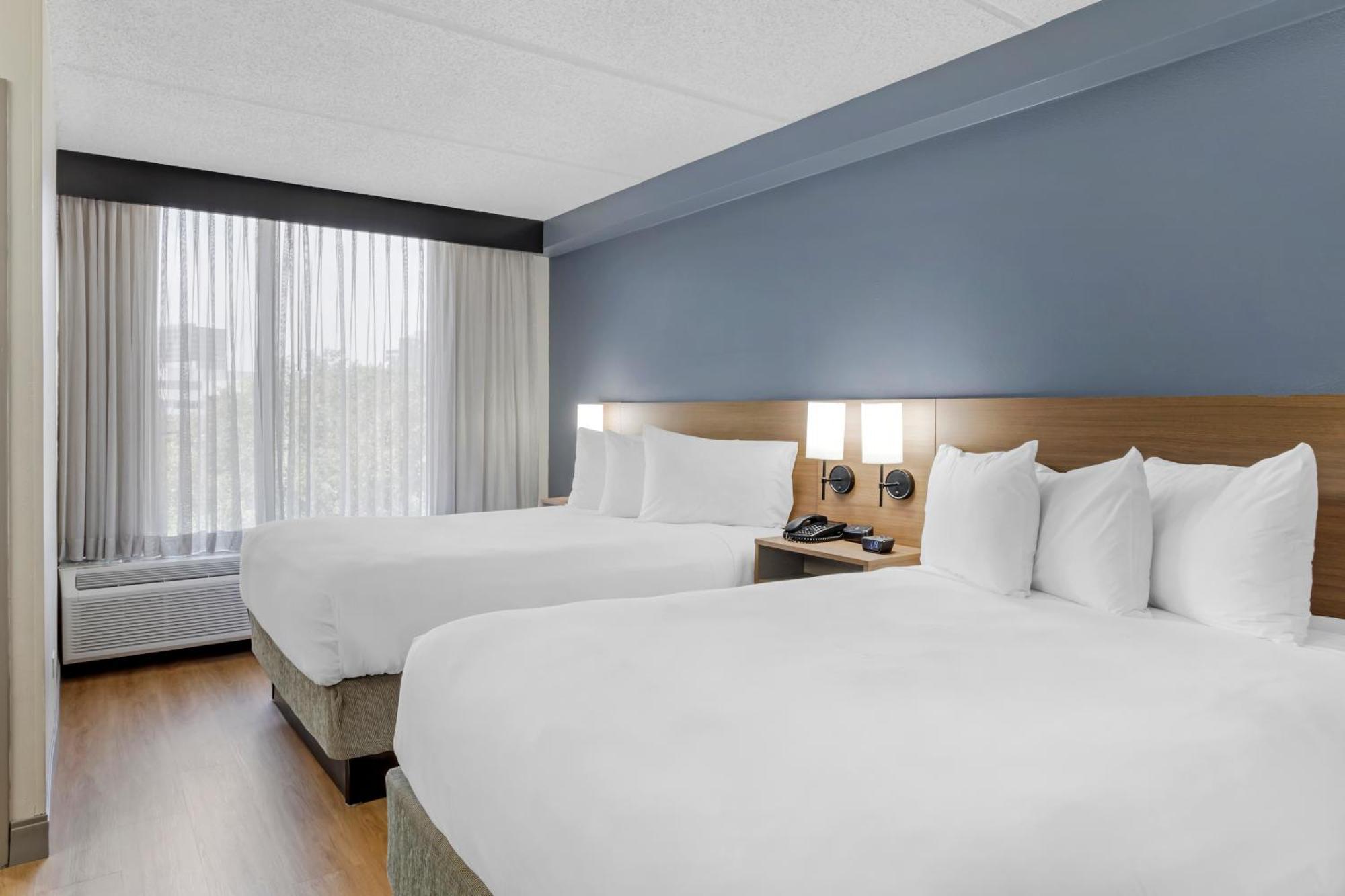 Hyatt Place Houston-north 3*